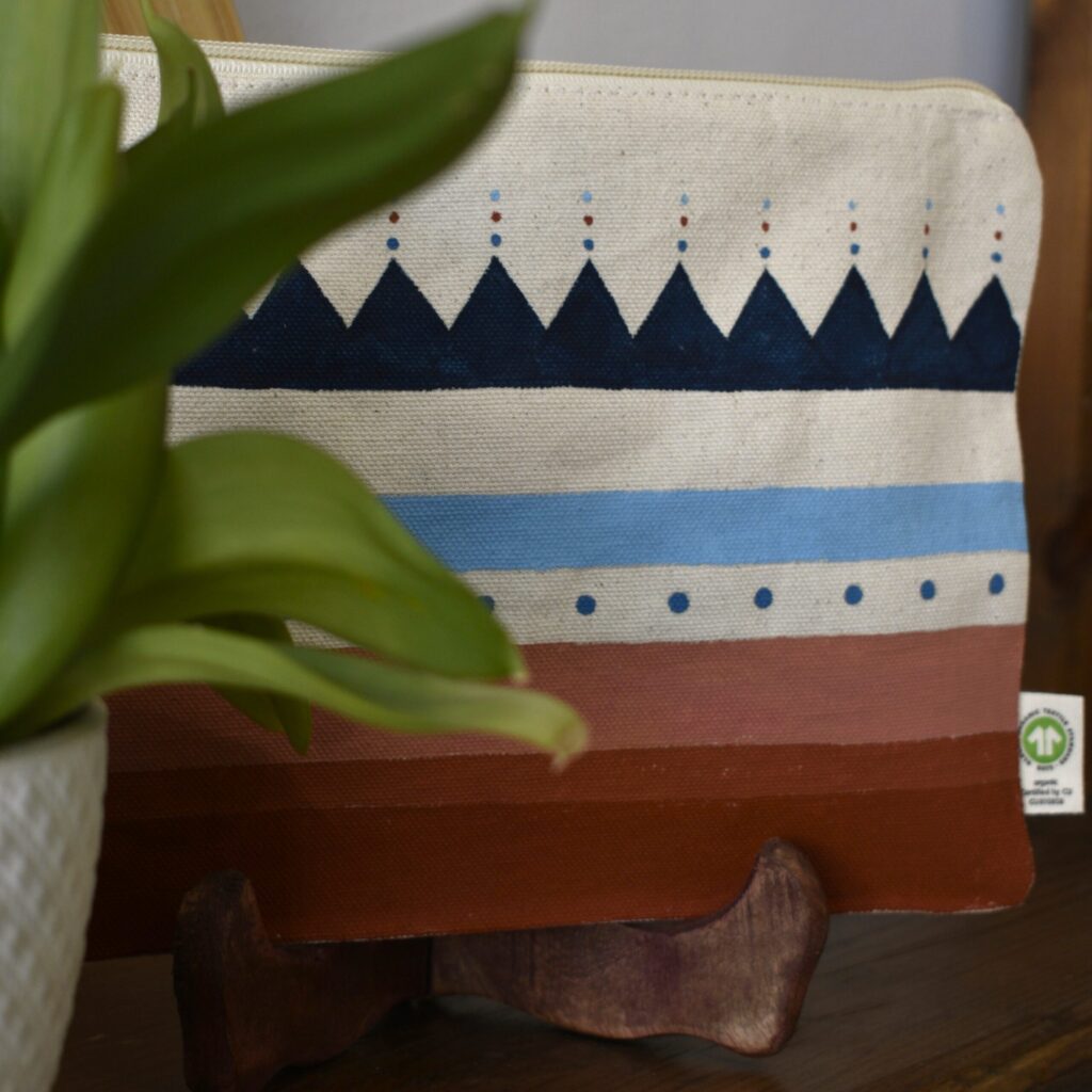 Handpainted clutch #16 - Image 3